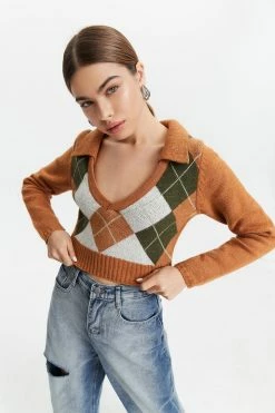 Solado Quilted Print Lapel Neck Crop Long Sleeve Sweater