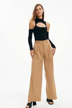 Solado Cut Out Cold Shoulder Bodysuit 9 Solado Cut Out Cold Shoulder Bodysuit -SOLADO shop jpeg 12570057 e048 43e2 b4fb 16f260bd6961 1800x1800