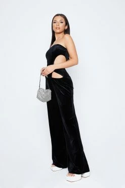 SOLADO Off Shoulder Cut Out Velvet Wide Leg Jumpsuit 10 SOLADO Off Shoulder Cut Out Velvet Wide Leg Jumpsuit -SOLADO shop jpeg 1330c081 988b 4b5e 9c7d 51422411b910 1800x1800