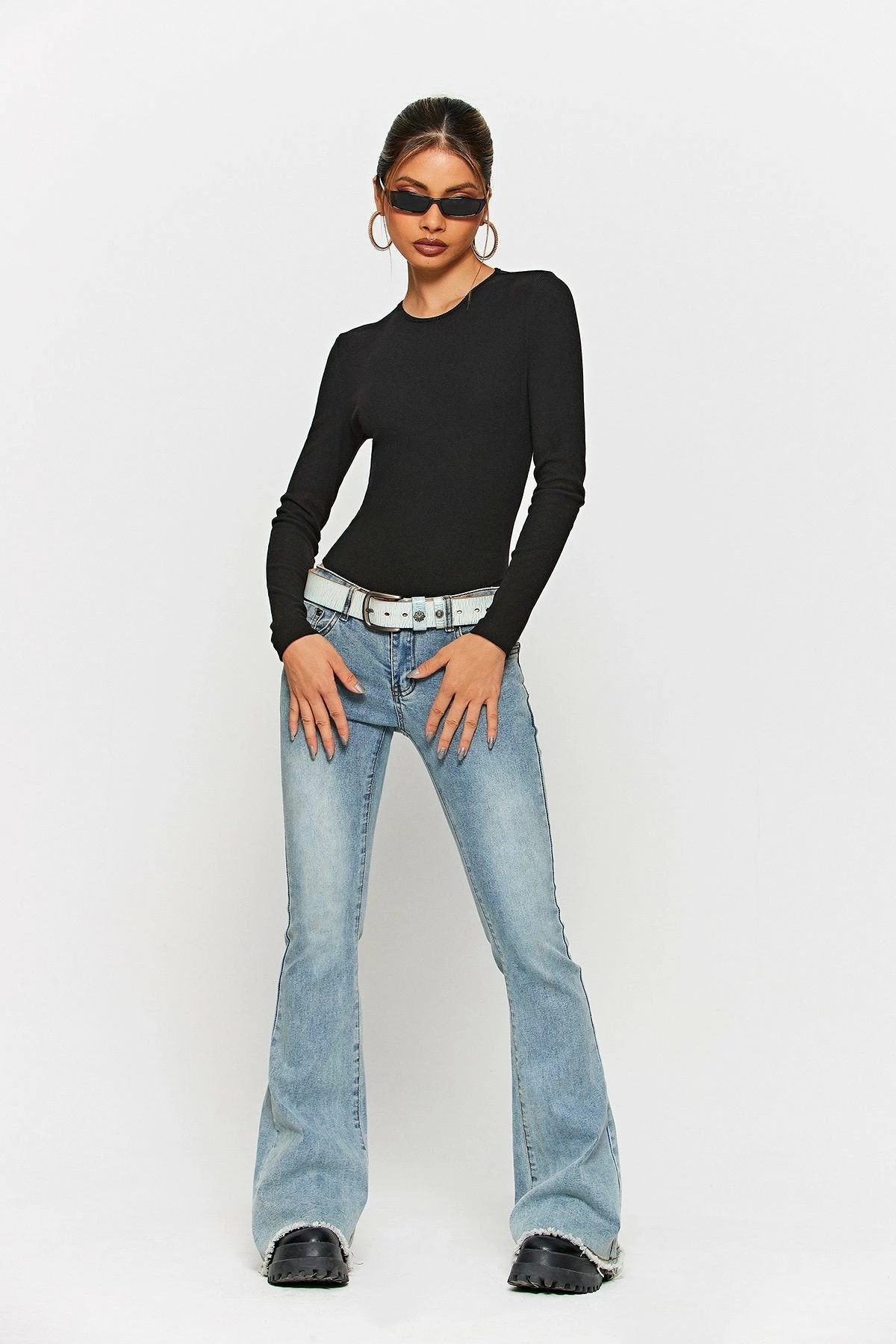 SOLADO Ribbed Open Back Tie Detail Long Sleeve Bodysuit 5 SOLADO Ribbed Open Back Tie Detail Long Sleeve Bodysuit - Image 5