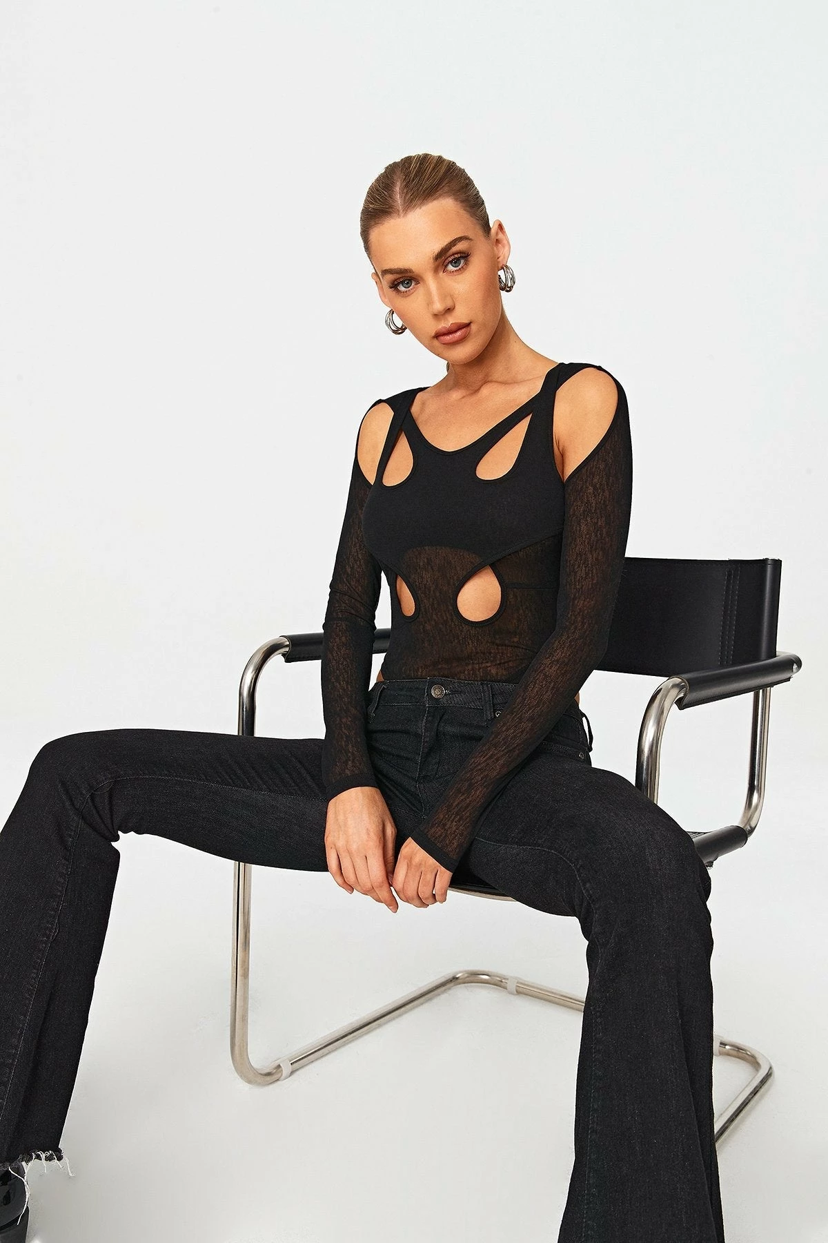 SOLADO Cut Out Cold Shoulder Long Sleeve Bodysuit 5 SOLADO Cut Out Cold Shoulder Long Sleeve Bodysuit - Image 5
