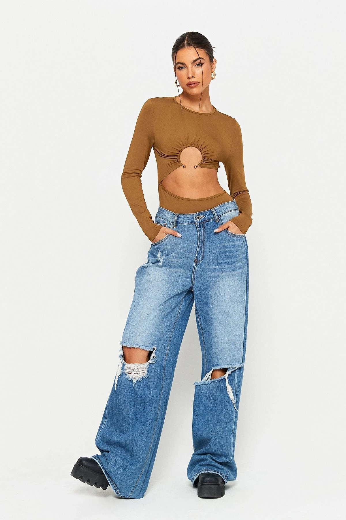 SOLADO Cut Out O-Ring Front Long Sleeve Bodysuit 4 SOLADO Cut Out O-Ring Front Long Sleeve Bodysuit - Image 4