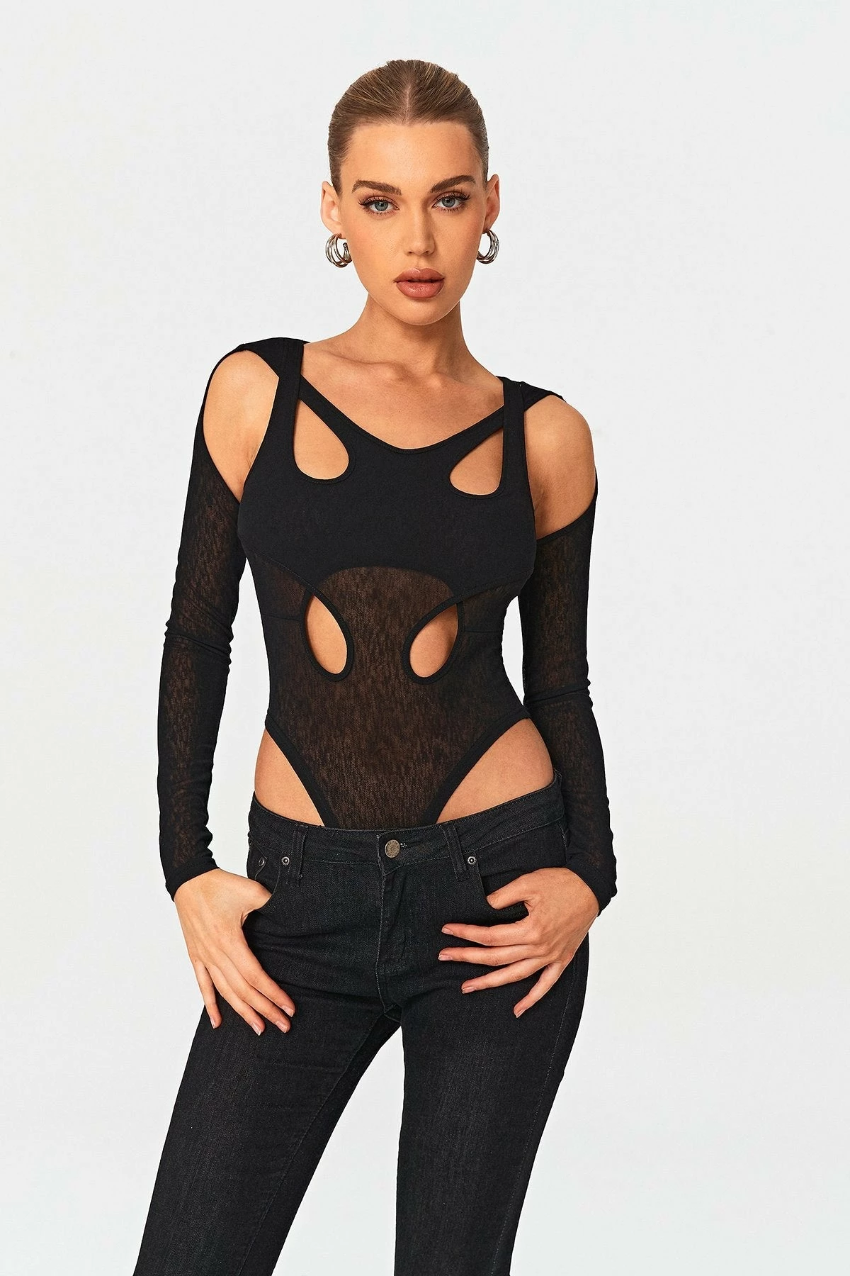 SOLADO Cut Out Cold Shoulder Long Sleeve Bodysuit 1 SOLADO Cut Out Cold Shoulder Long Sleeve Bodysuit