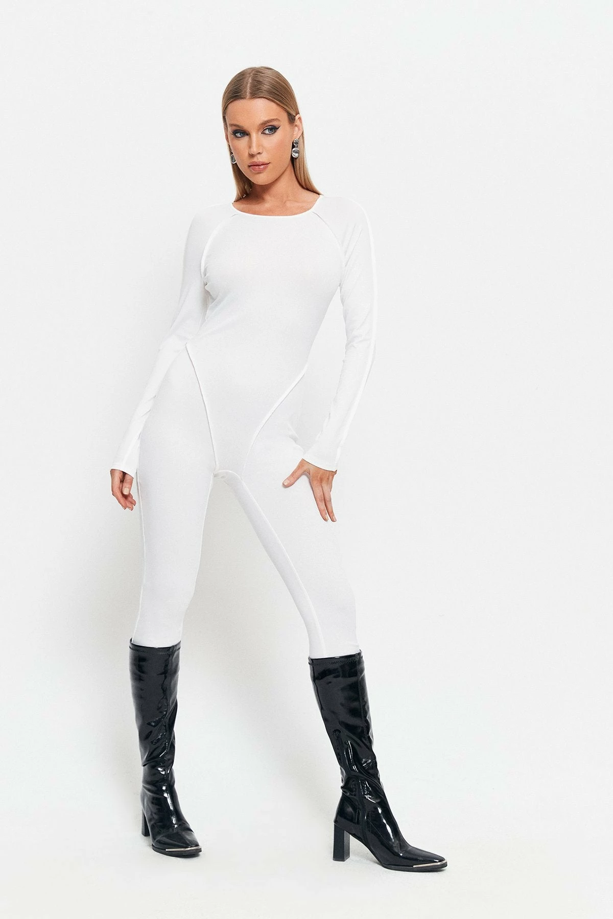 SOLADO Open Back Seam Detail Long Sleeve Jumpsuit - Image 4