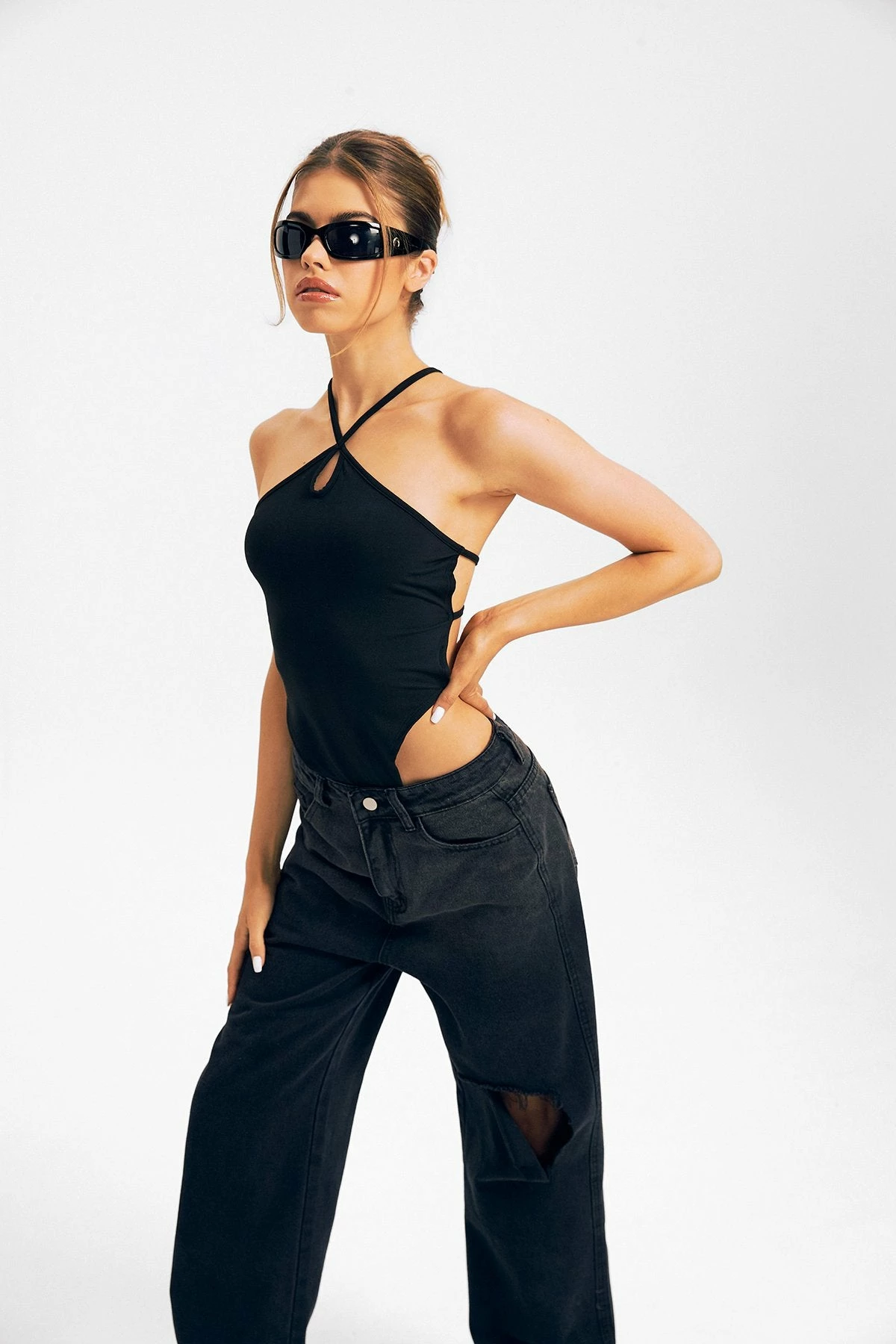 Solado Keyhole Halter Neck Cross Backless Bodysuit 4 Solado Keyhole Halter Neck Cross Backless Bodysuit - Image 4