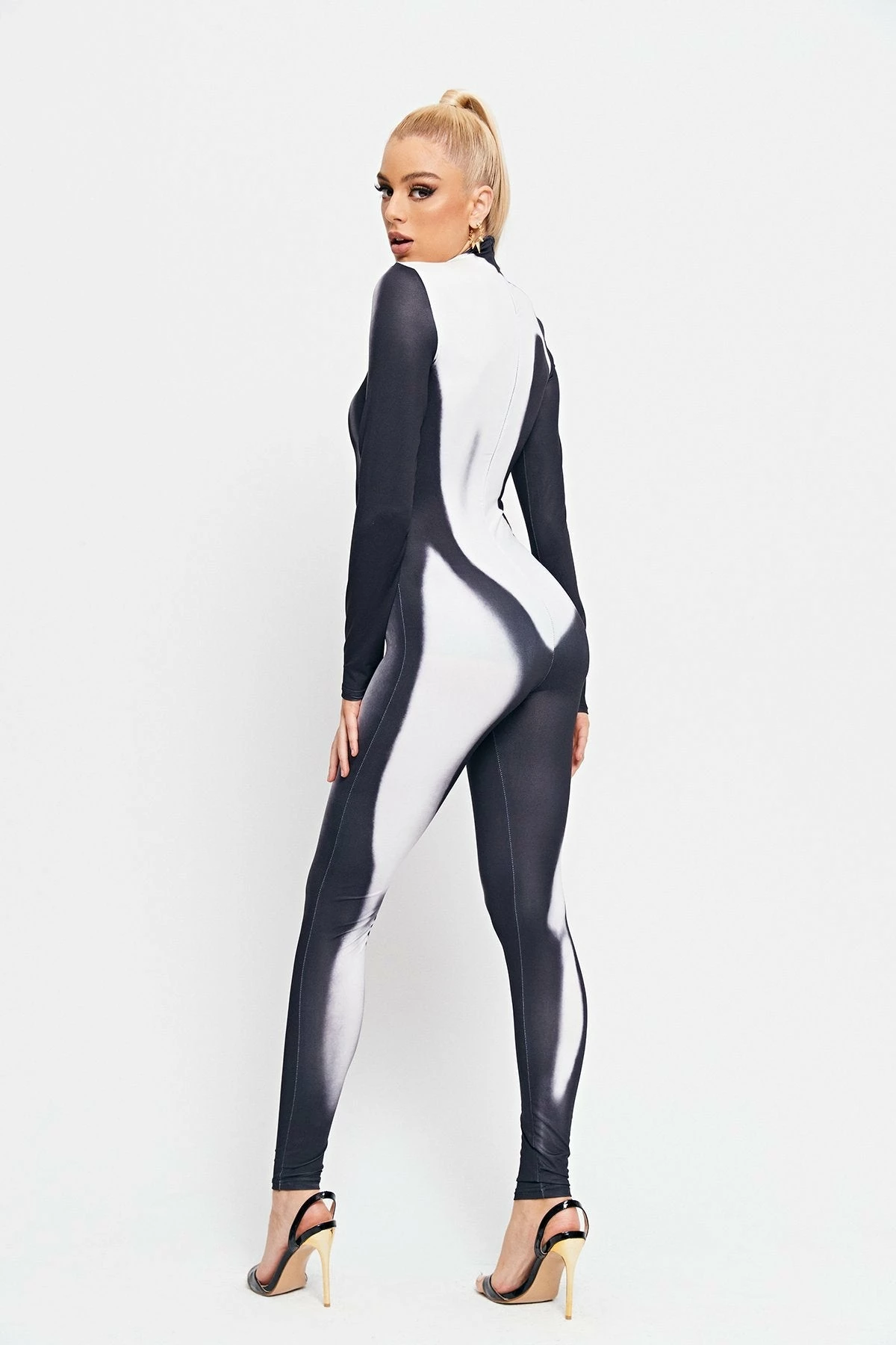 Solado Mock Neck Abstract Print Long Sleeve Skinny Jumpsuit 5 Solado Mock Neck Abstract Print Long Sleeve Skinny Jumpsuit - Image 5