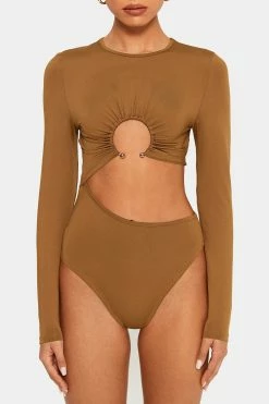 SOLADO Cut Out O-Ring Front Long Sleeve Bodysuit 12 SOLADO Cut Out O-Ring Front Long Sleeve Bodysuit -SOLADO shop jpeg 7fa88e00 12c4 4c2b 97e3 3815780e0de5 1800x1800