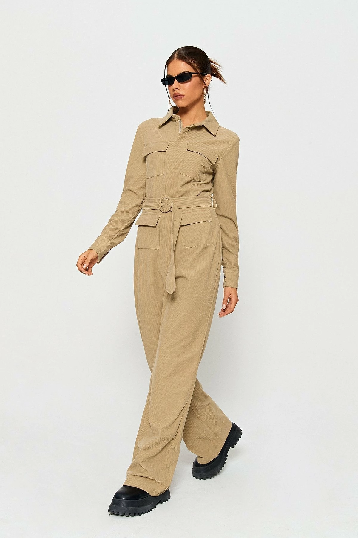 SOLADO Lapel Neck Pocket Patched Cinched Waist Boiler Suit 3 SOLADO Lapel Neck Pocket Patched Cinched Waist Boiler Suit - Image 3