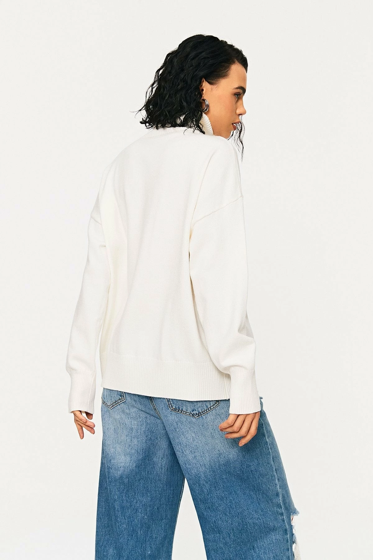 Solado High Neck Drop Shoulder Ribbed Knit Sweater 3 Solado High Neck Drop Shoulder Ribbed Knit Sweater - Image 3