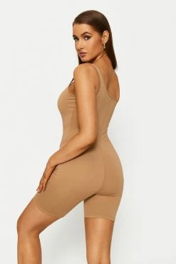 Solado One Shoulder Sleeveless Solid Romper Playsuit 7 Solado One Shoulder Sleeveless Solid Romper Playsuit -SOLADO shop jpeg 89081e54 5a94 4b63 a928 3ed94ad5e00d 1800x1800
