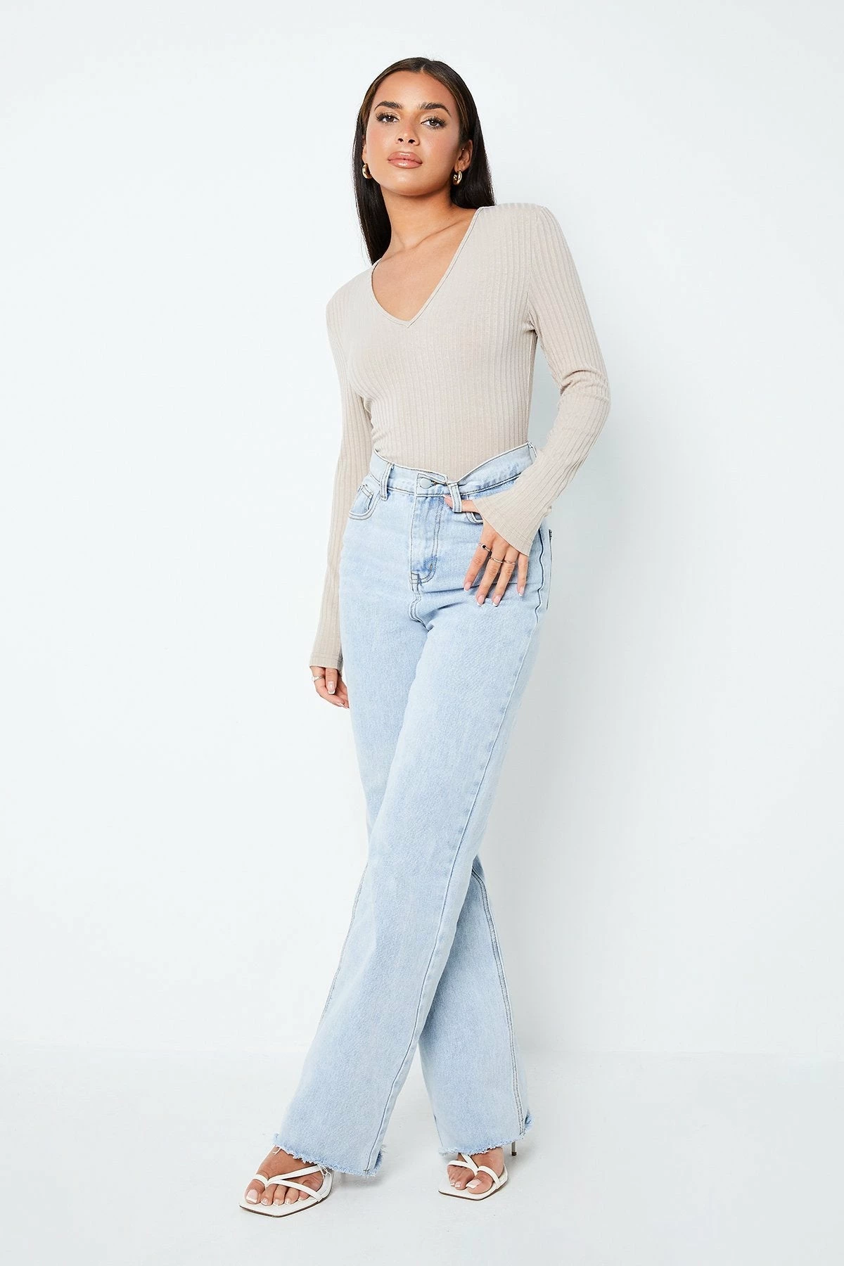 SOLADO Plunging Neck Stripe Knitted Long Sleeve Bodysuit 5 SOLADO Plunging Neck Stripe Knitted Long Sleeve Bodysuit - Image 5