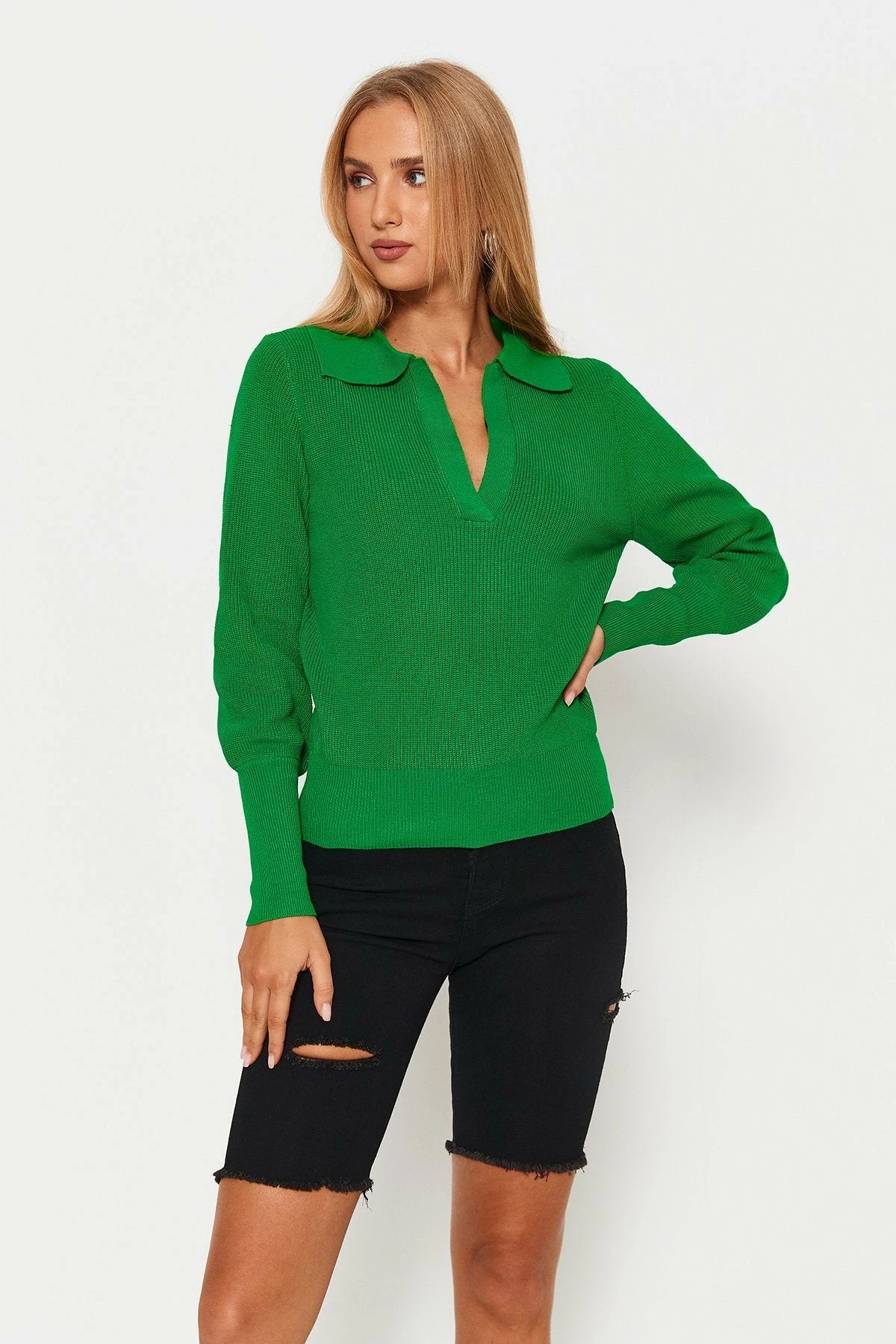 Solado Lapel Neck Ribbed Knit Long Sleeve Sweater 2 Solado Lapel Neck Ribbed Knit Long Sleeve Sweater - Image 2