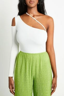 SOLADO Cut Out Oblique Shoulder One Sleeve Bodysuit 8 SOLADO Cut Out Oblique Shoulder One Sleeve Bodysuit -SOLADO shop jpeg a1923f02 8510 4ccc 8da8 66d45ad2cf8c 1800x1800