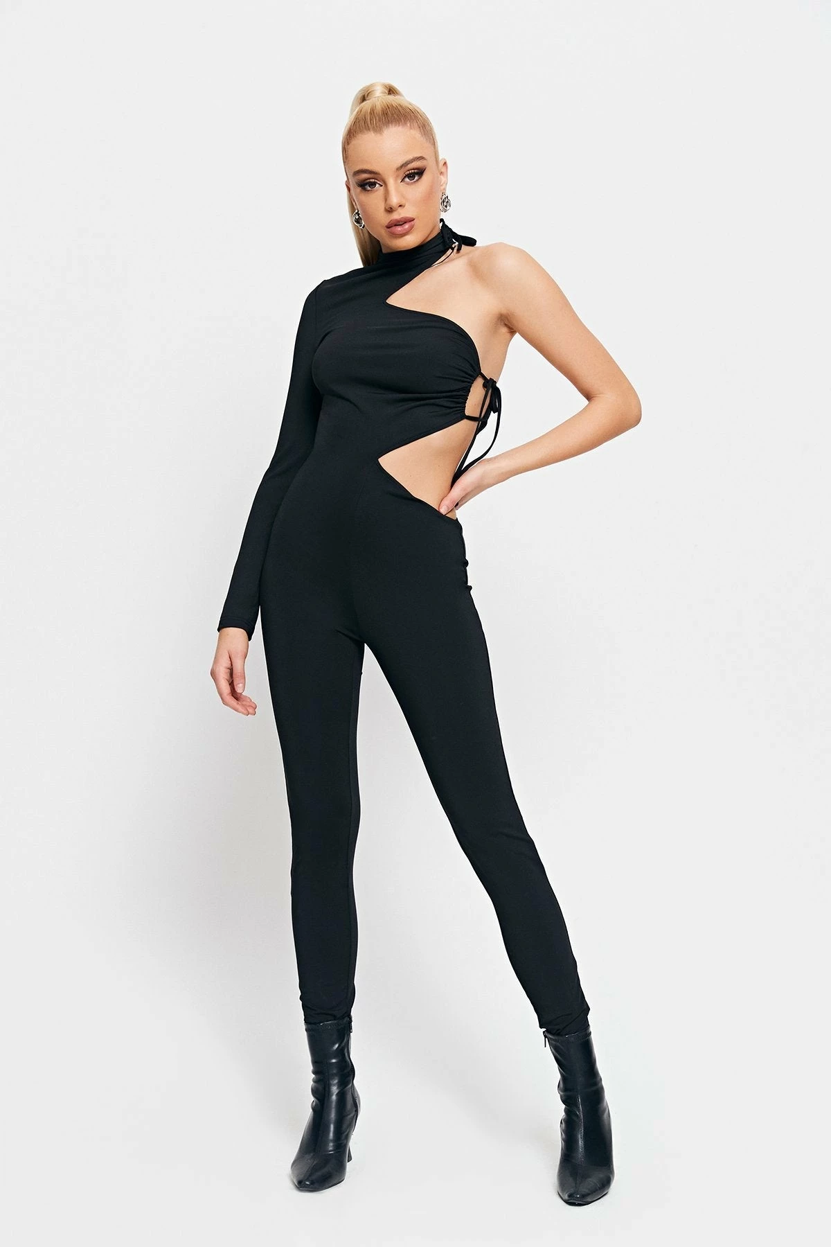 SOLADO High Neck Cut Out Tie Detail One Shoulder Jumpsuit 1 SOLADO High Neck Cut Out Tie Detail One Shoulder Jumpsuit