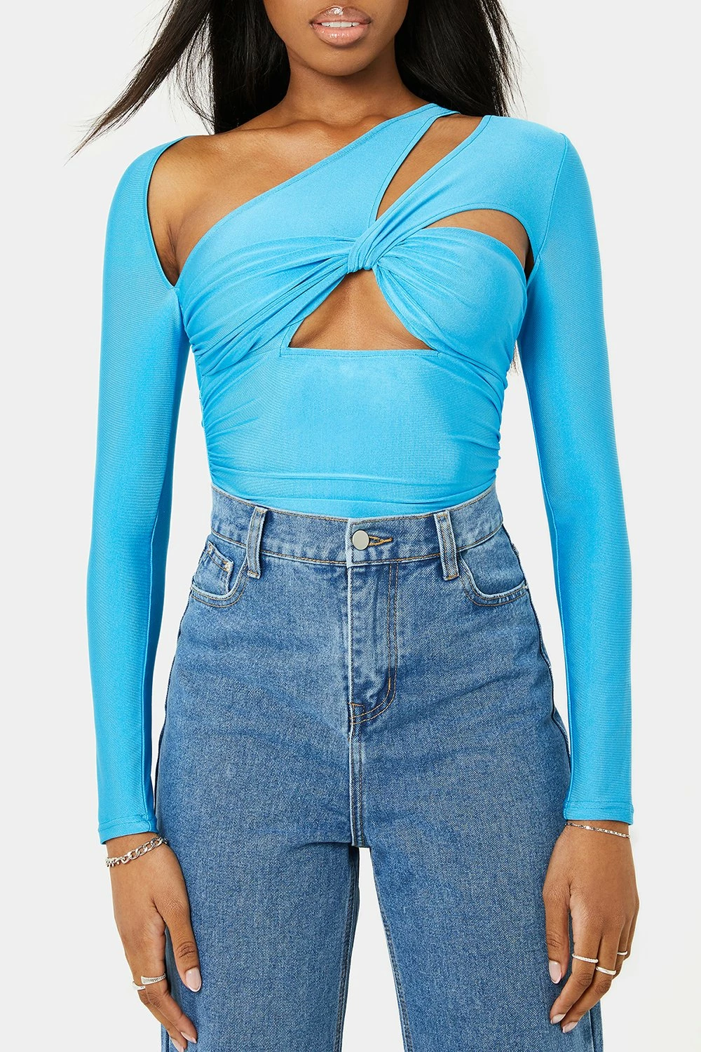 SOLADO Twist Front Cut Out Asymmetrical Neck Long Sleeve Bodysuit 5 SOLADO Twist Front Cut Out Asymmetrical Neck Long Sleeve Bodysuit - Image 5