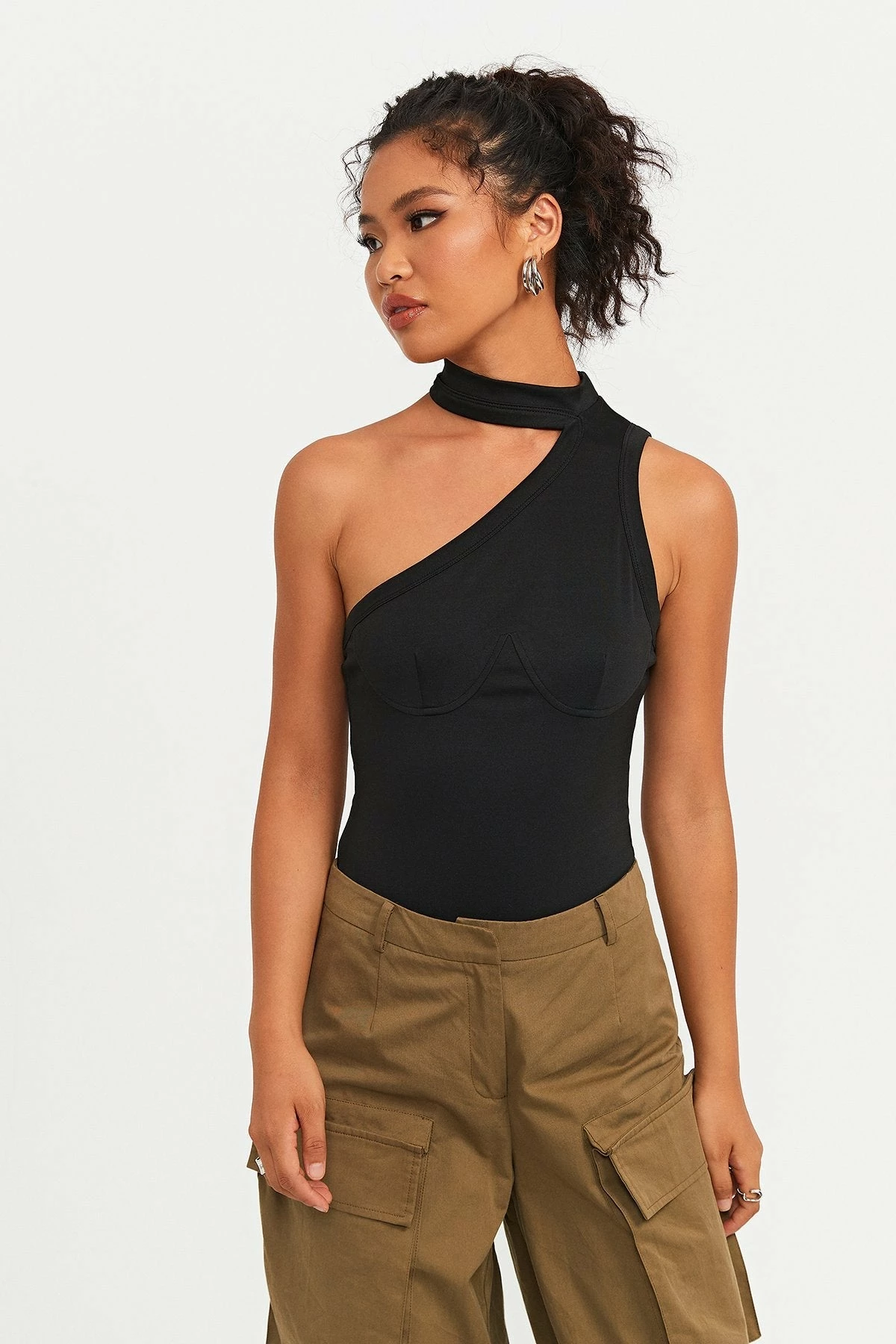 Solado Oblique Shoulder Splicing Sleeveless Bodysuit 3 Solado Oblique Shoulder Splicing Sleeveless Bodysuit - Image 3