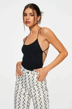 Solado Plunge Neck Cross Backless Solid Bodysuit 7 Solado Plunge Neck Cross Backless Solid Bodysuit -SOLADO shop jpeg ac40eac7 1297 4bf0 873a 069b6352fdeb 1800x1800