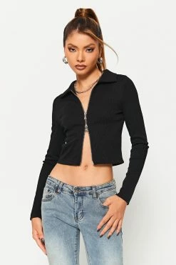 SOLADO Lapel Neck Zipper Front Ribbed Long Sleeve Top