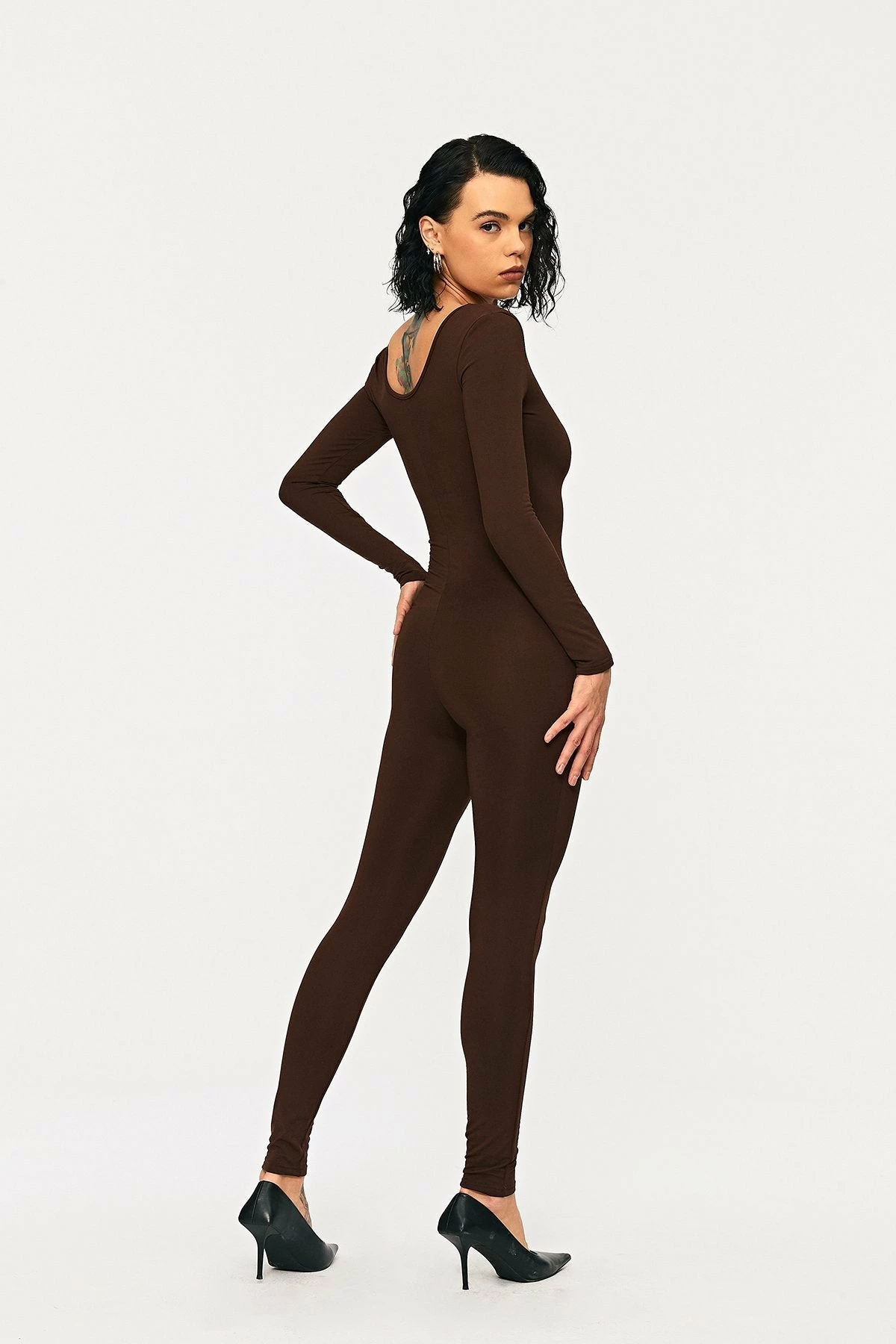 Solado U Neck Cinched Waist Long Sleeve Skinny Jumpsuit 4 Solado U Neck Cinched Waist Long Sleeve Skinny Jumpsuit - Image 4