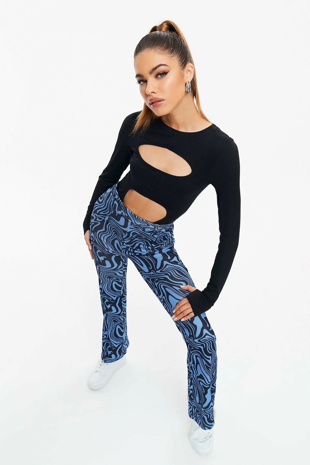 Solado Cut Out Thumb Hole Solid Bodysuit 7 Solado Cut Out Thumb Hole Solid Bodysuit - Image 7