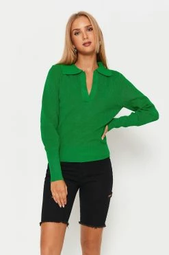 Solado Lapel Neck Ribbed Knit Long Sleeve Sweater