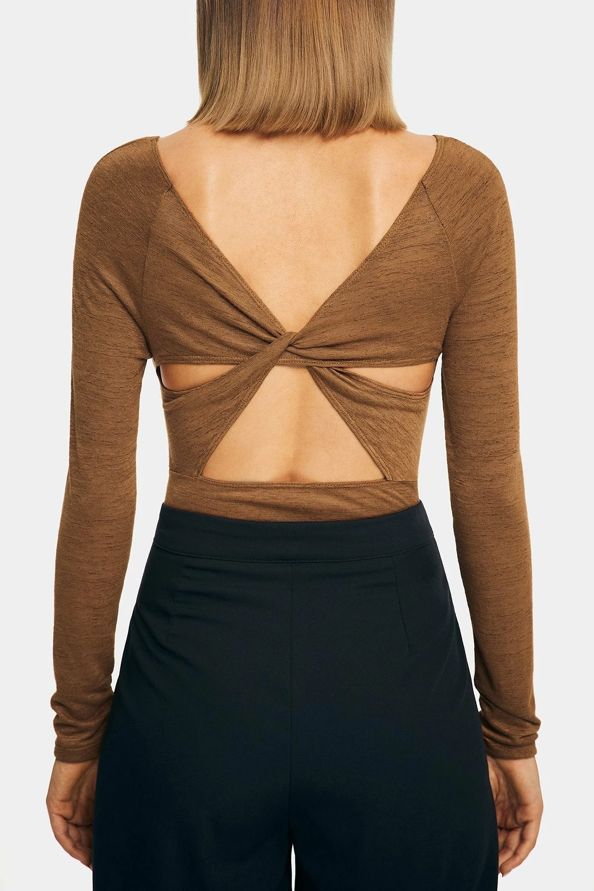 SOLADO Twist Front Cut Out Long Sleeve Bodysuit 7 SOLADO Twist Front Cut Out Long Sleeve Bodysuit - Image 7