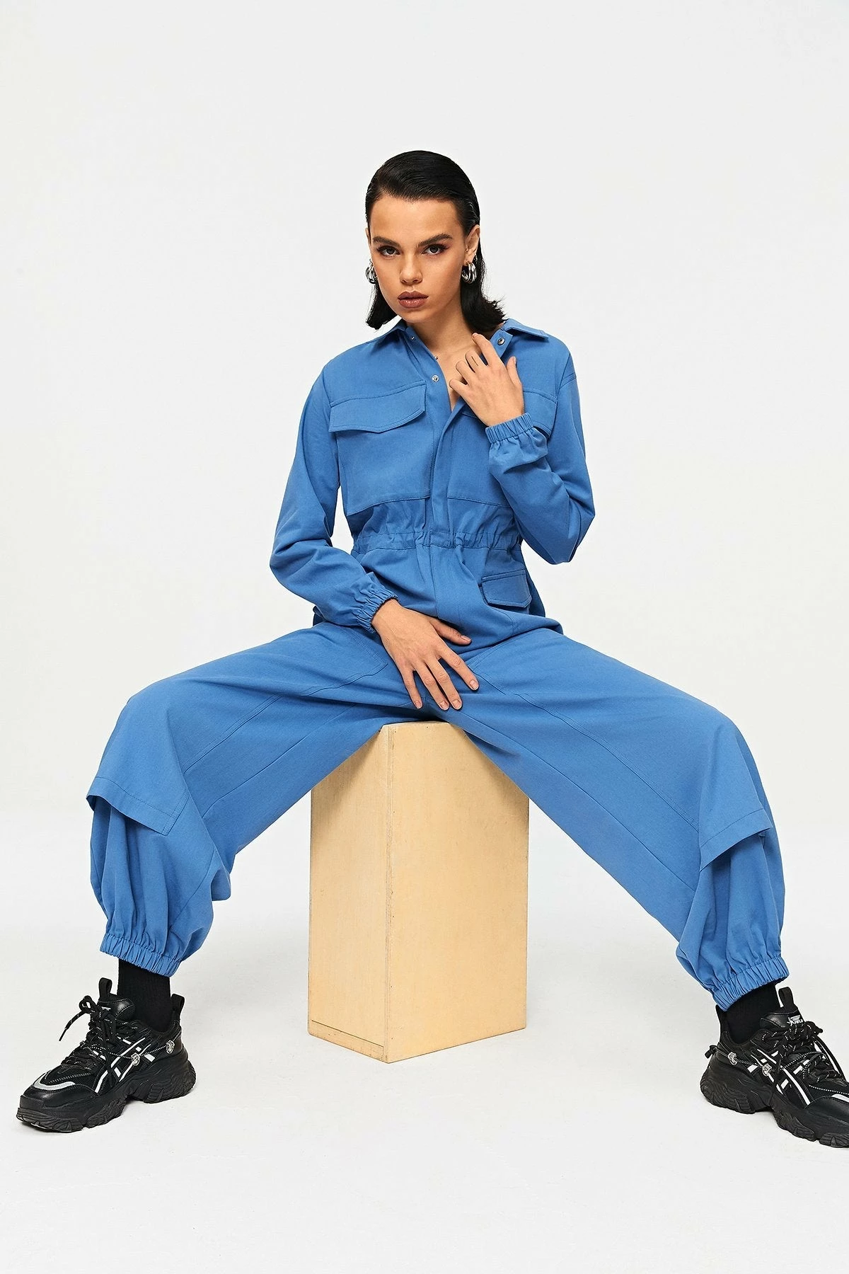 SOLADO Lapel Neck Pocket Patched Cinched Waist Boiler Suit 1 SOLADO Lapel Neck Pocket Patched Cinched Waist Boiler Suit