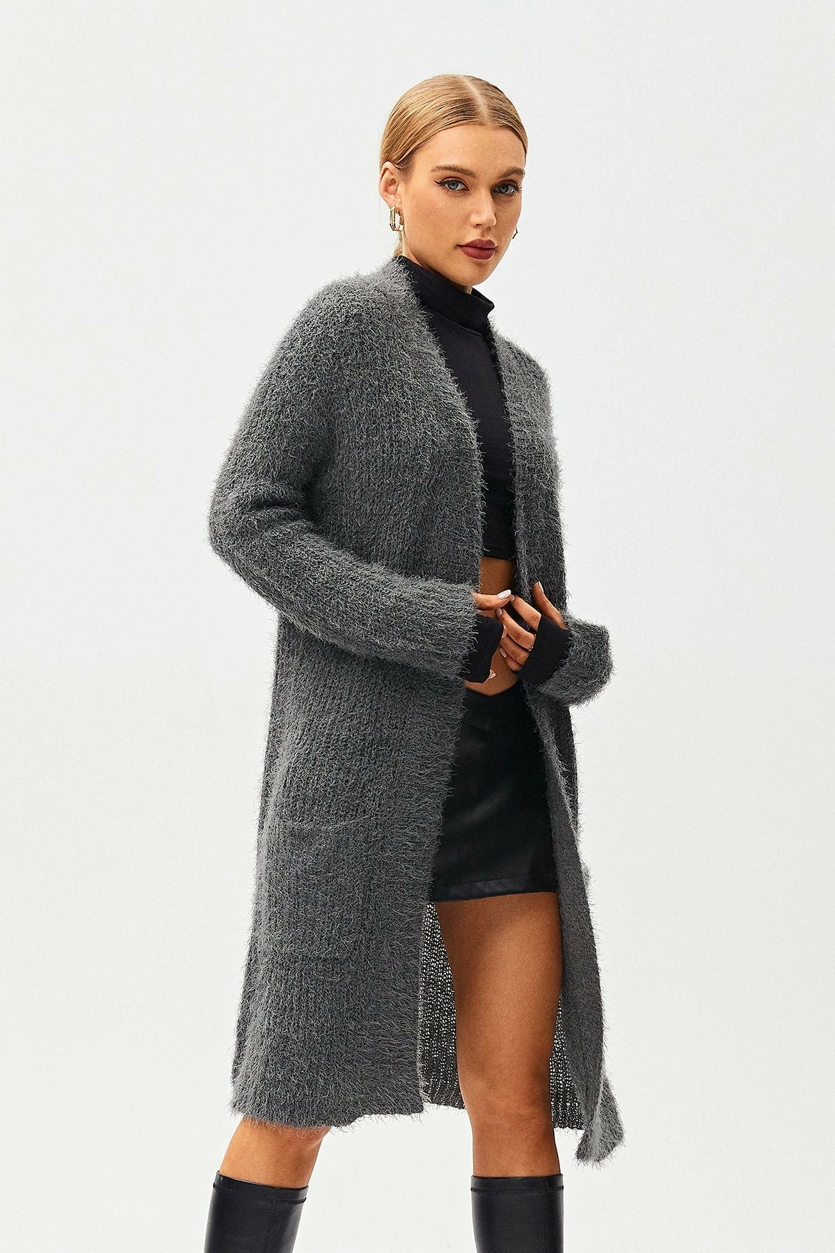 Solado Open Front Dual Pocket Long Sleeve Cardigan 2 Solado Open Front Dual Pocket Long Sleeve Cardigan - Image 2